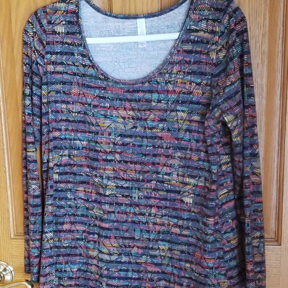 LuLaRoe top